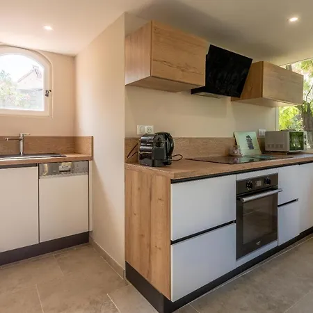 Rez-villa 75m² Piscine Parking Saint-Raphaël