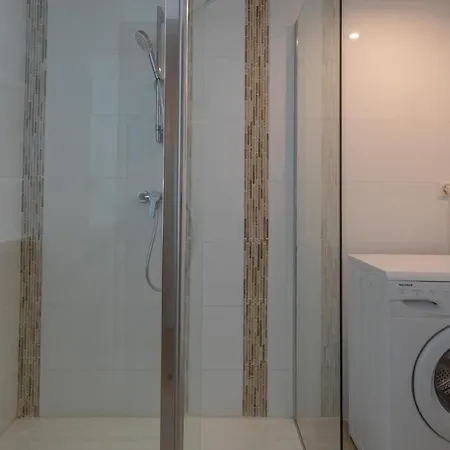 Vakantiehuis Rez-villa 75m² Piscine Parking